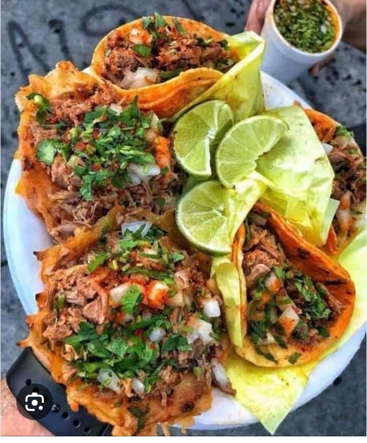 Taco de Birria en Tortilla de Maíz