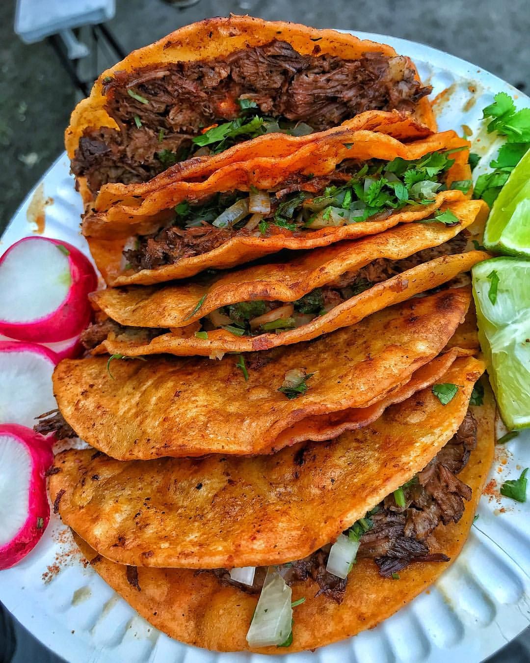 Taco de Birria Dorado