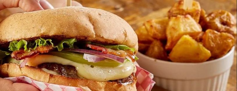 Combo Punto de Fabrica 150 g + Papas + Bebida