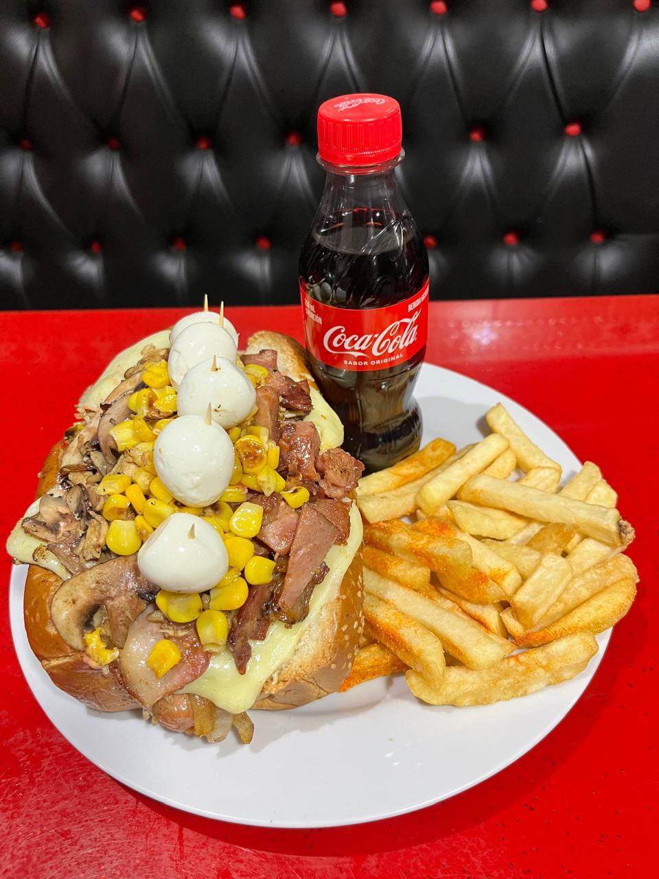 Combo Perro Maxiperro + Francesa+Gaseosa .
