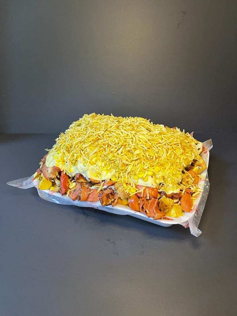 Salchipapa la Callejera (6-8 Personas)