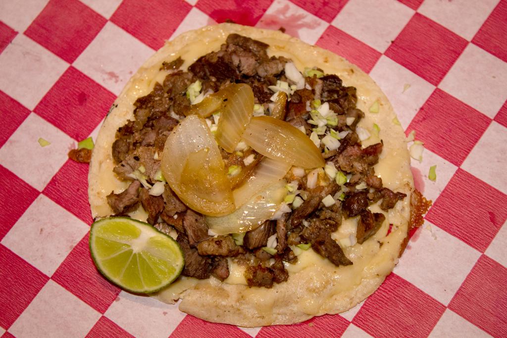 Taco con Queso