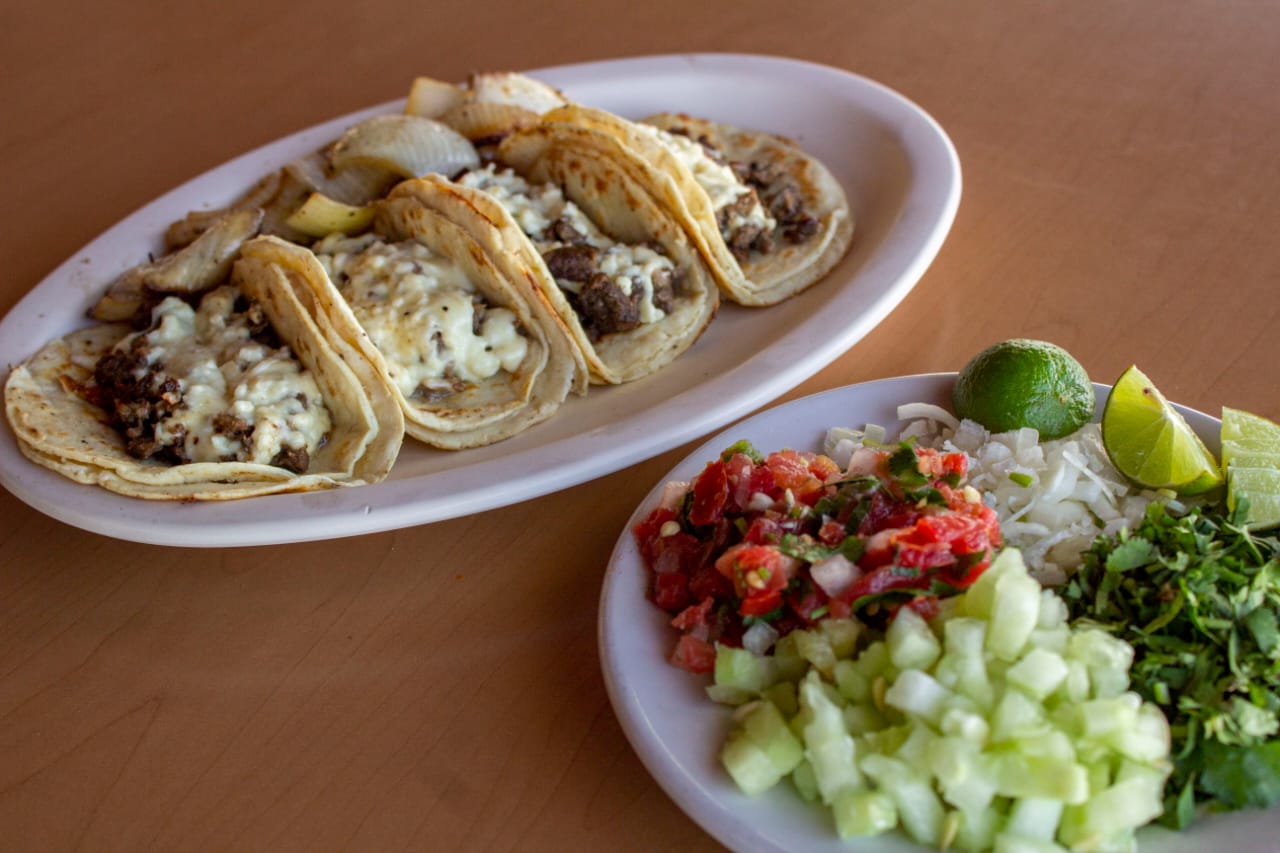 Sirloin Tacos Gratinados Queso fundido