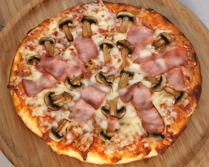 Pizza de Jamón + Champiñones