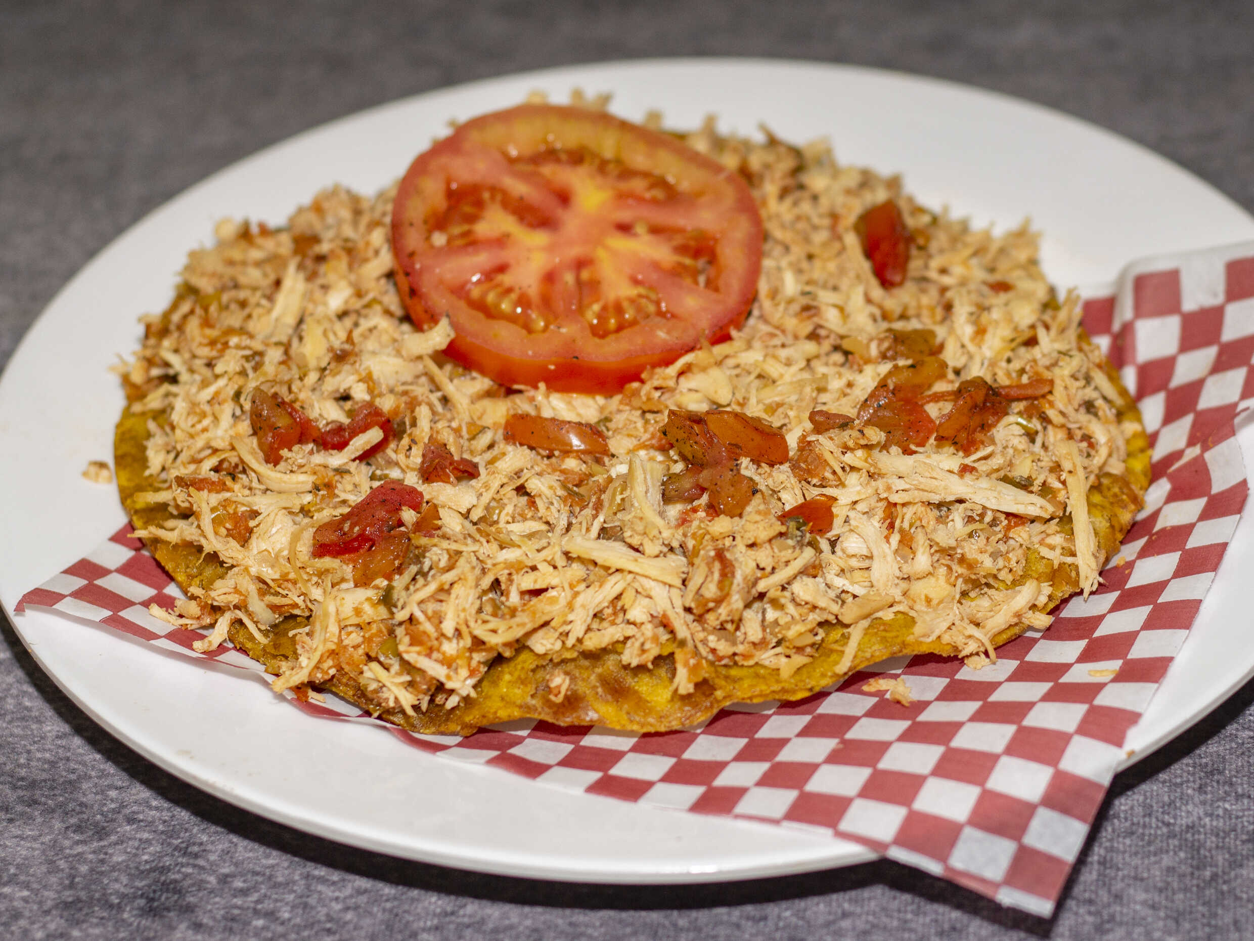 Tostada con Pollo