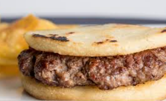 Arepa con Carne de Hamburguesa