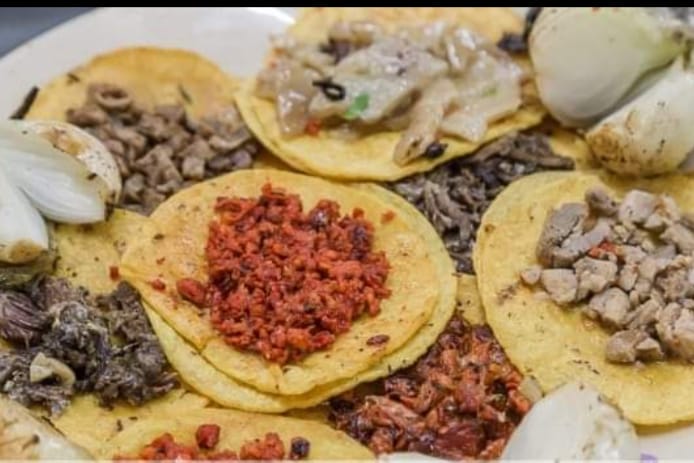 TACO DE PASTOR PREMIUM PURA CARNE.