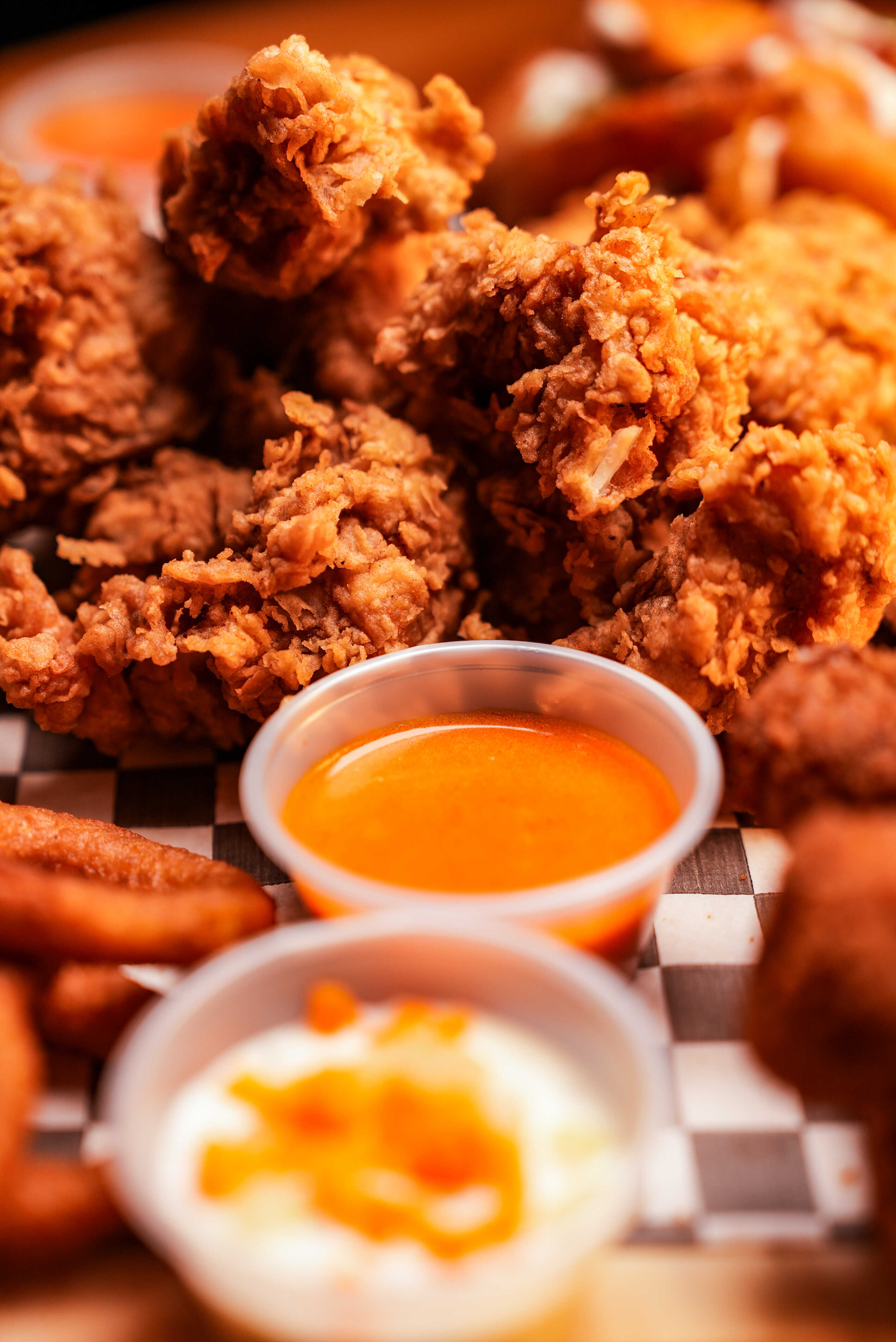 Combo Deli (5) Boneless 🍗🍗 Vegetales y 1LT de Té