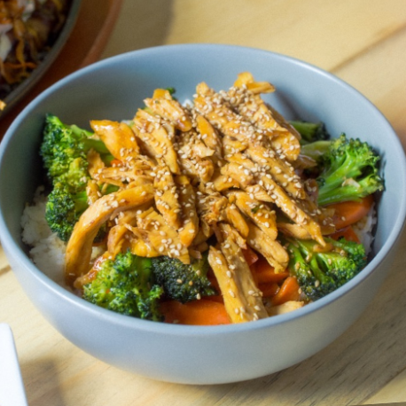 Teriyaki de Pollo con Yakimeshi
