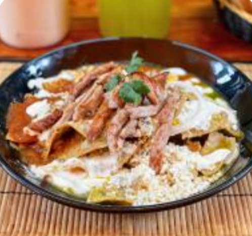 Chilaquiles con Arrachera