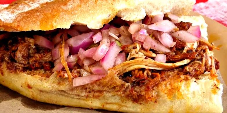 Torta de Cochinita