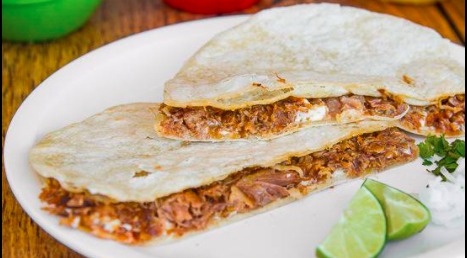 3 Tacos + 2 Quesadillas + 2 Aguas Chicas😋