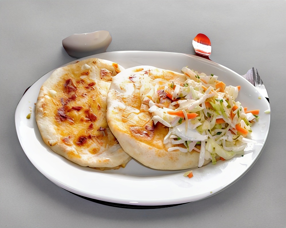 Pupusa Mixta.