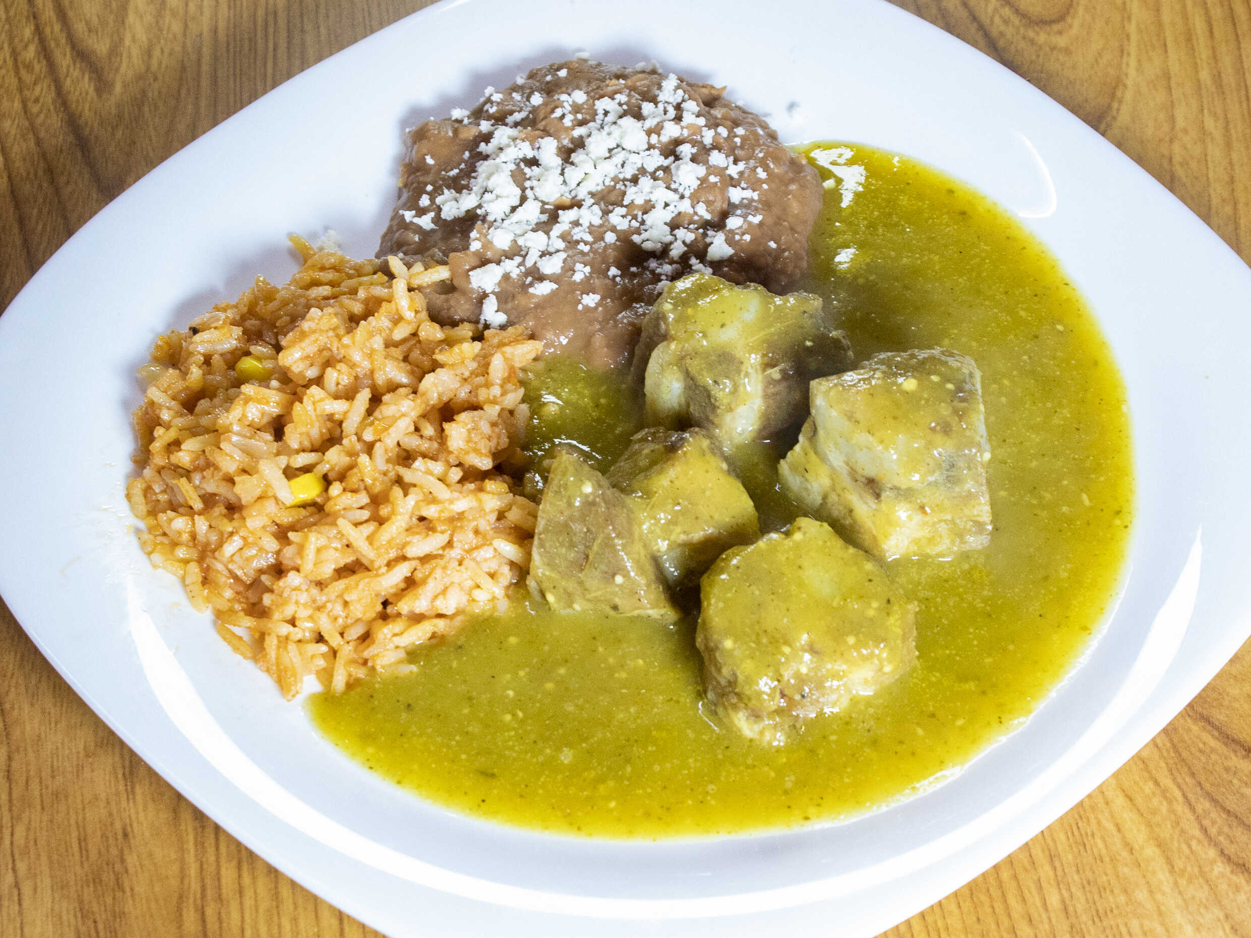 Costilla en Salsa Roja o verde