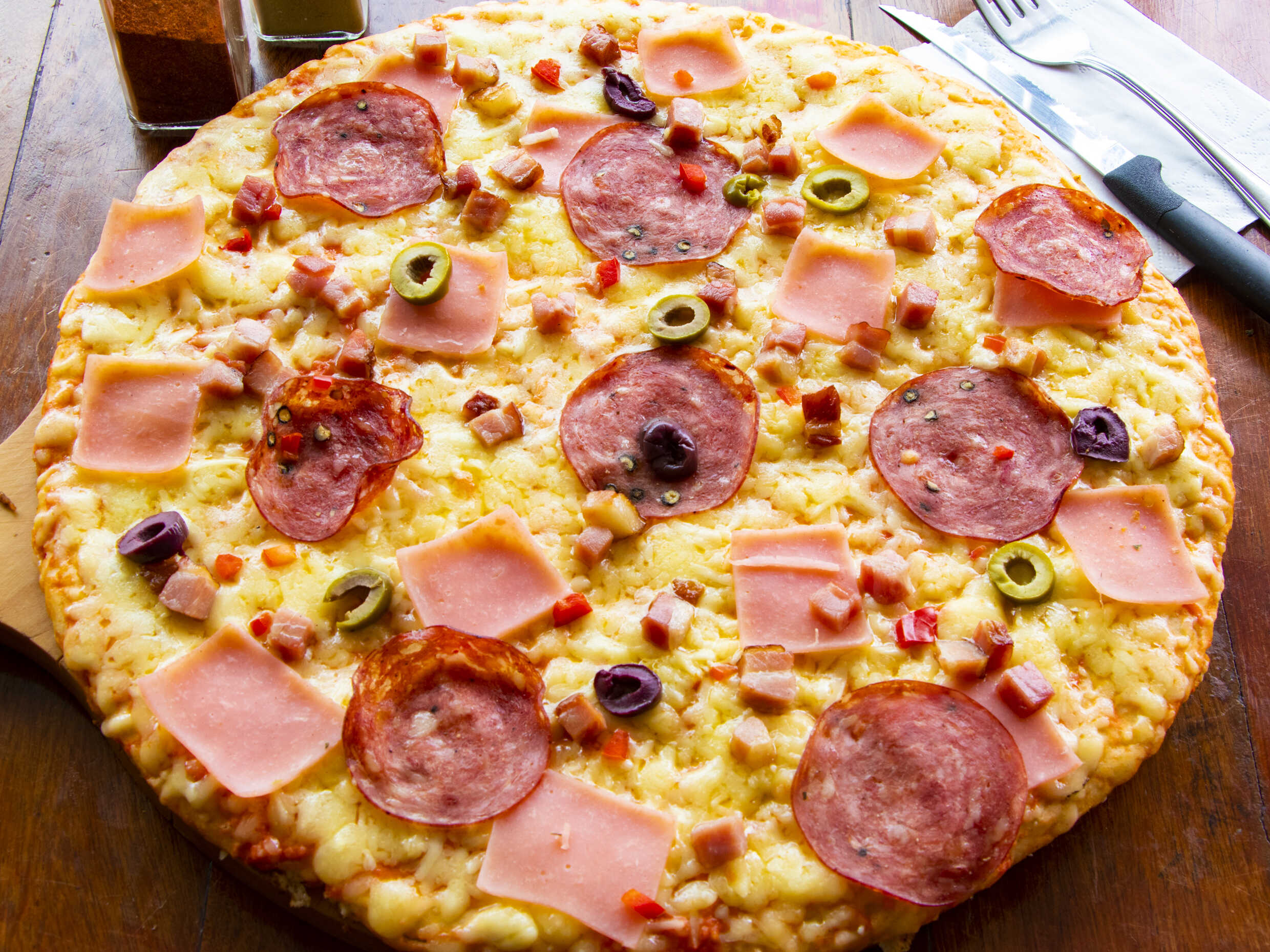 Pizza Mediterránea Familiar  8 Pedazos