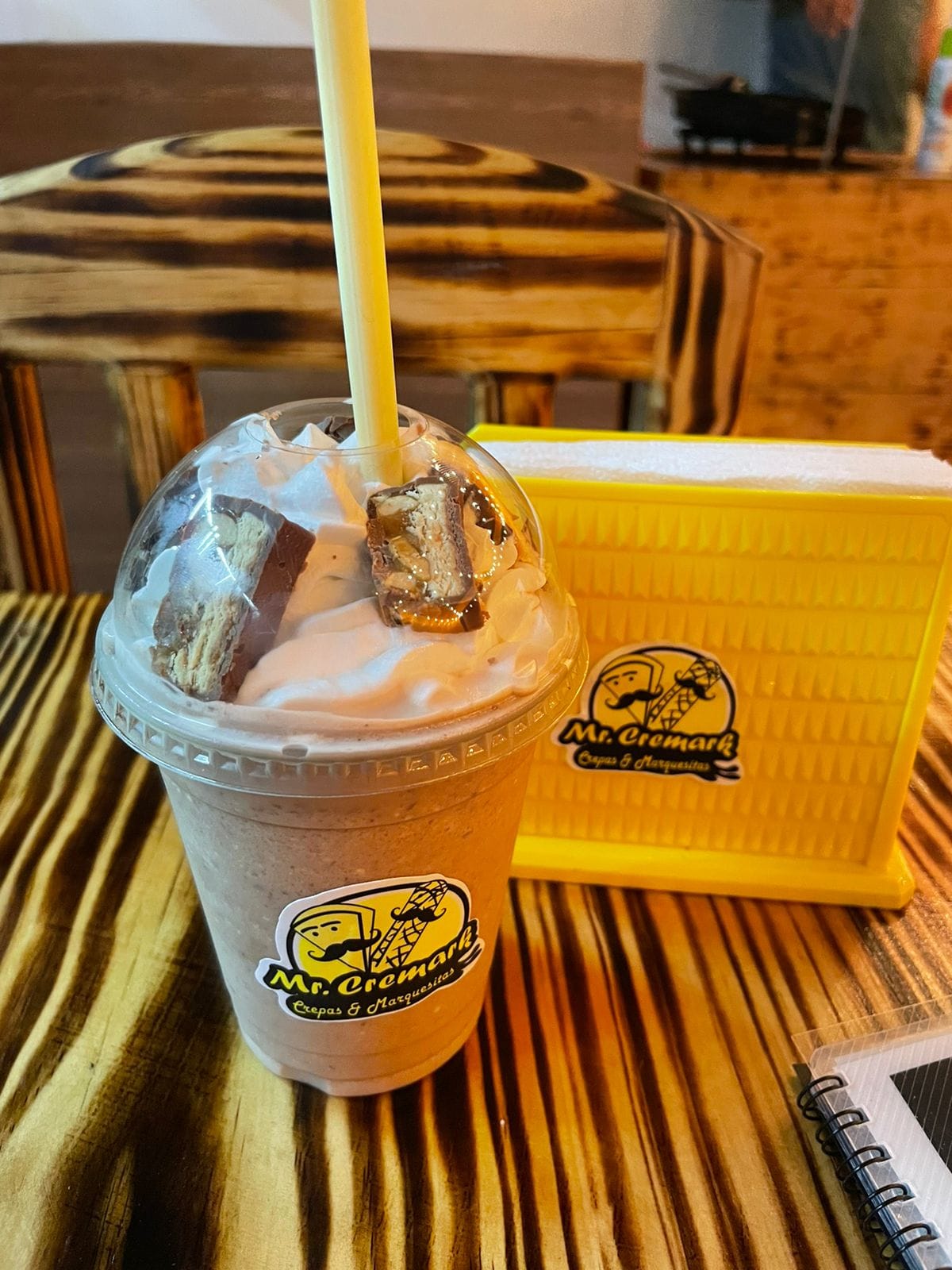 Frappé Especial Ferrero Mediano