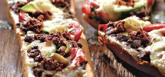 Mollete con Bistec
