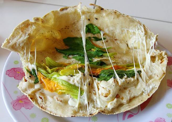 Quesadilla con Epazote