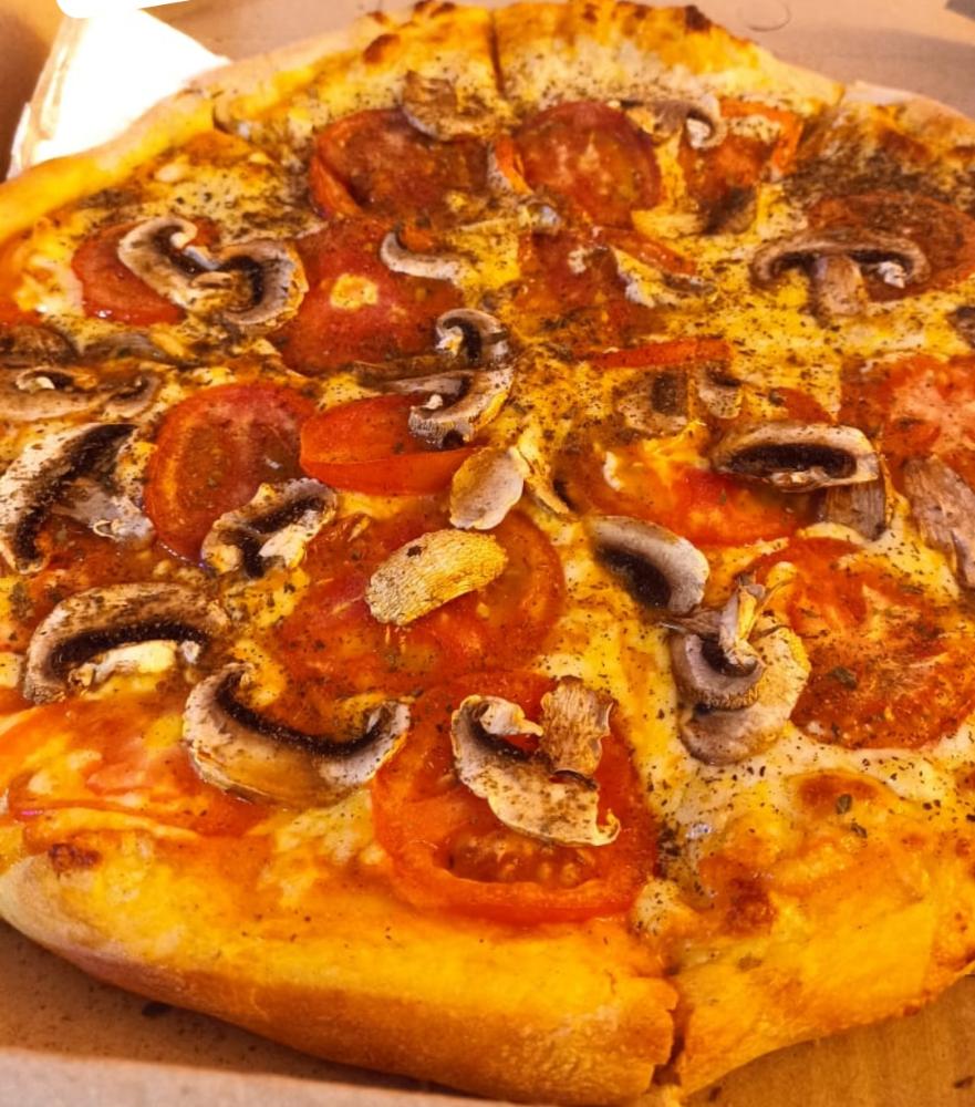 Pizza Napolitana con champiñones 24cm