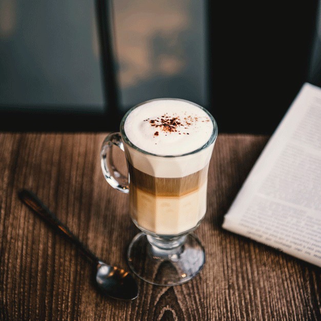 CAFÉ CAPUCHINO