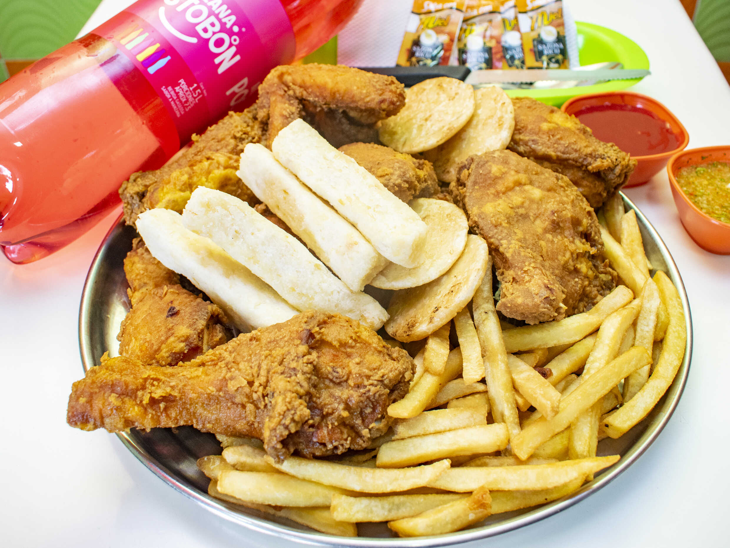 Combo 4 1 Pollo Broaster y 1 Gaseosa 1.5 L