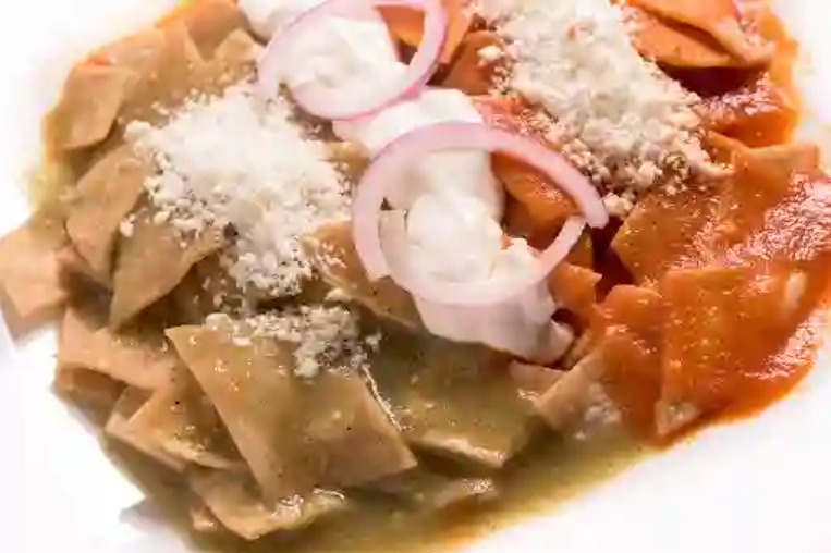 Chilaquiles Mixtos Clásicos