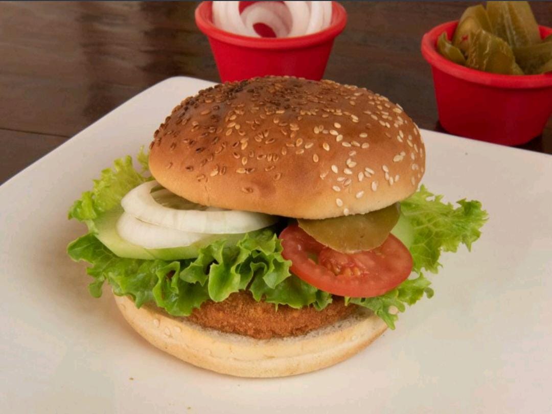Hamburguesa Suiza de Pollo Frito