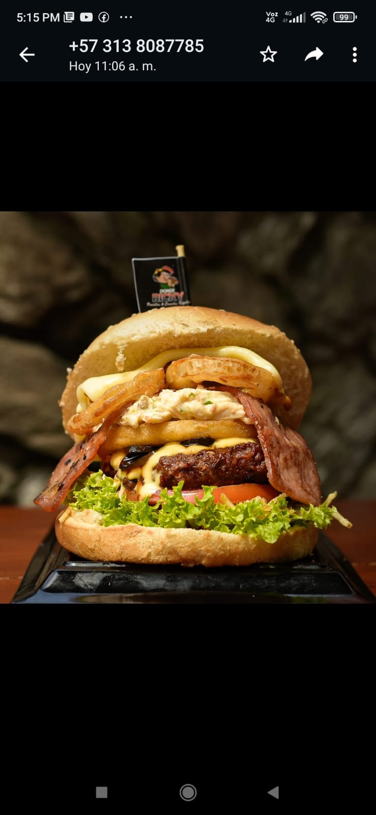 Hamburguesa La Especial + Bebida.