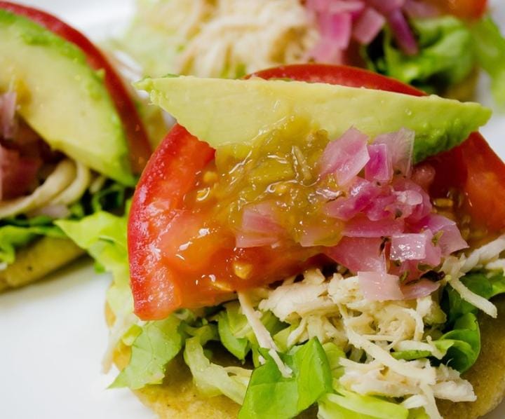 Tostada De Pollo