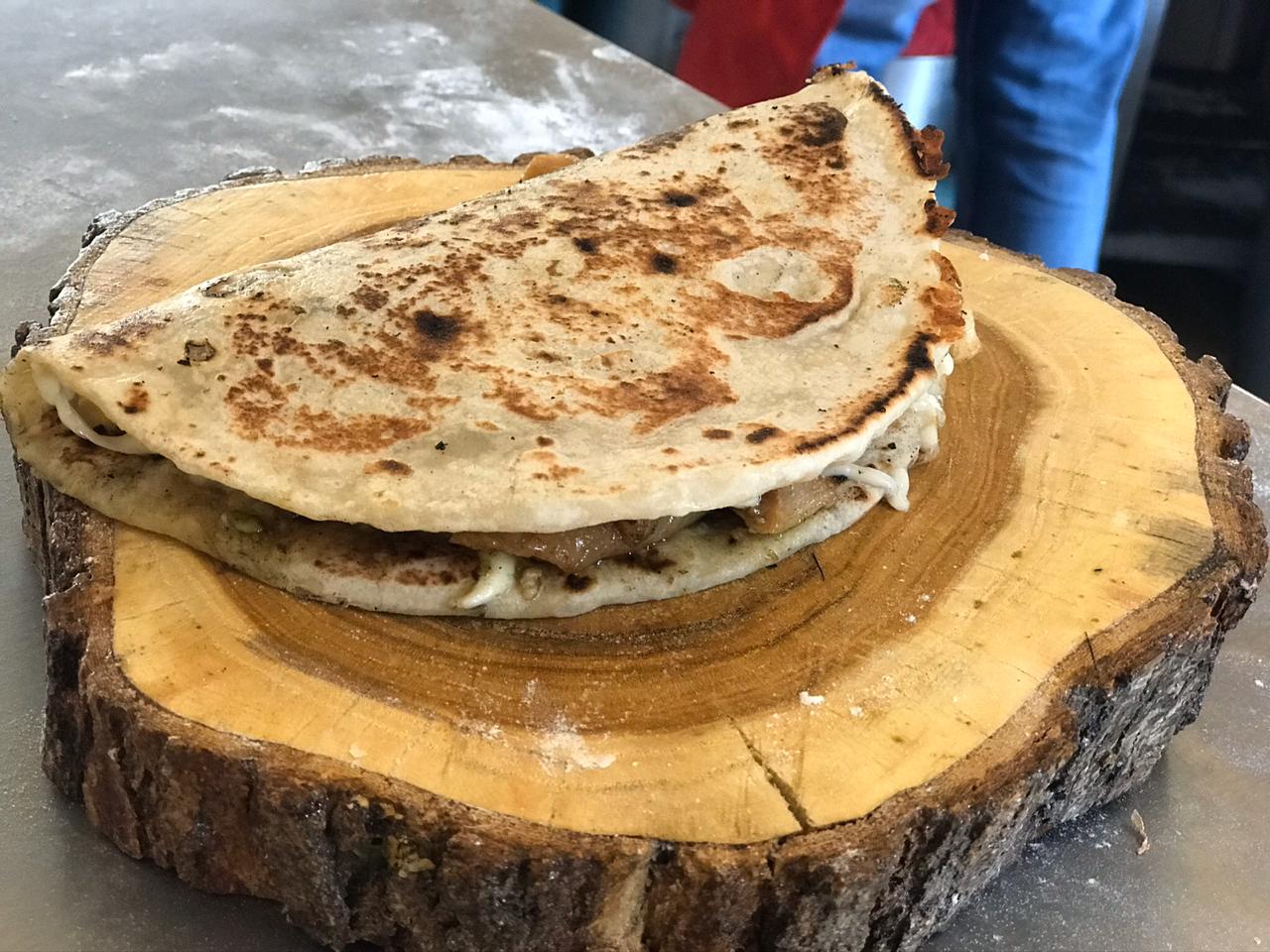 Quesadilla Chicharron de peya