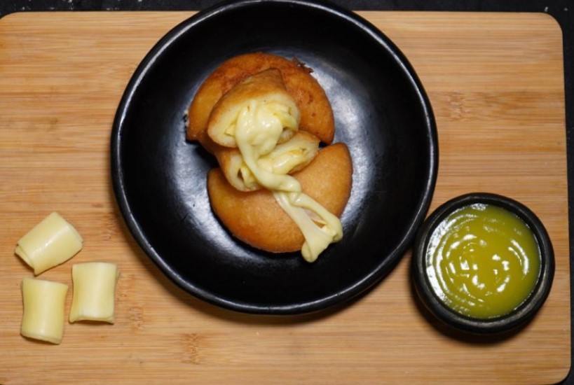 Empanada de Queso Mozzarella