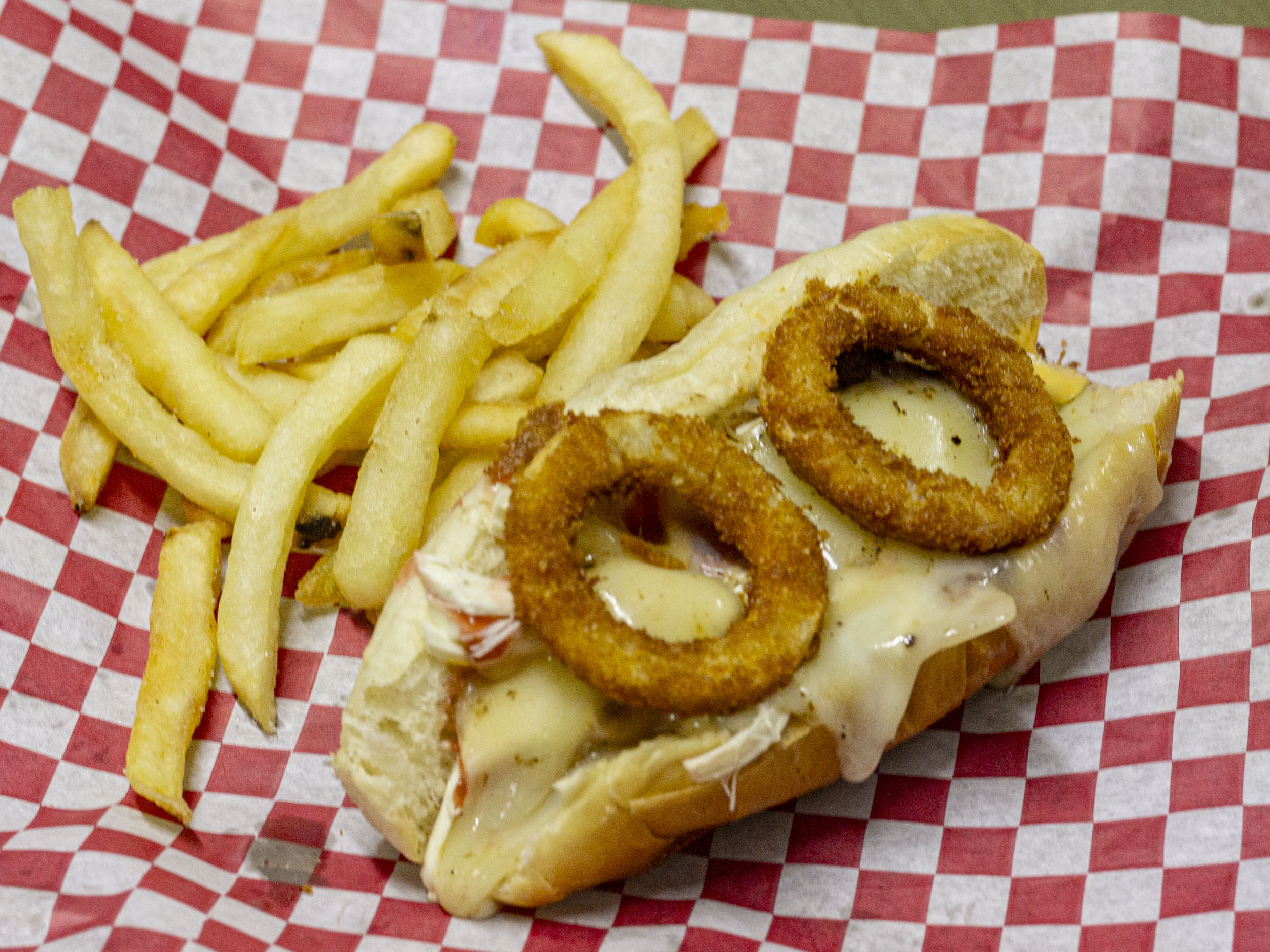 Hot Dog aros de cebolla con papas