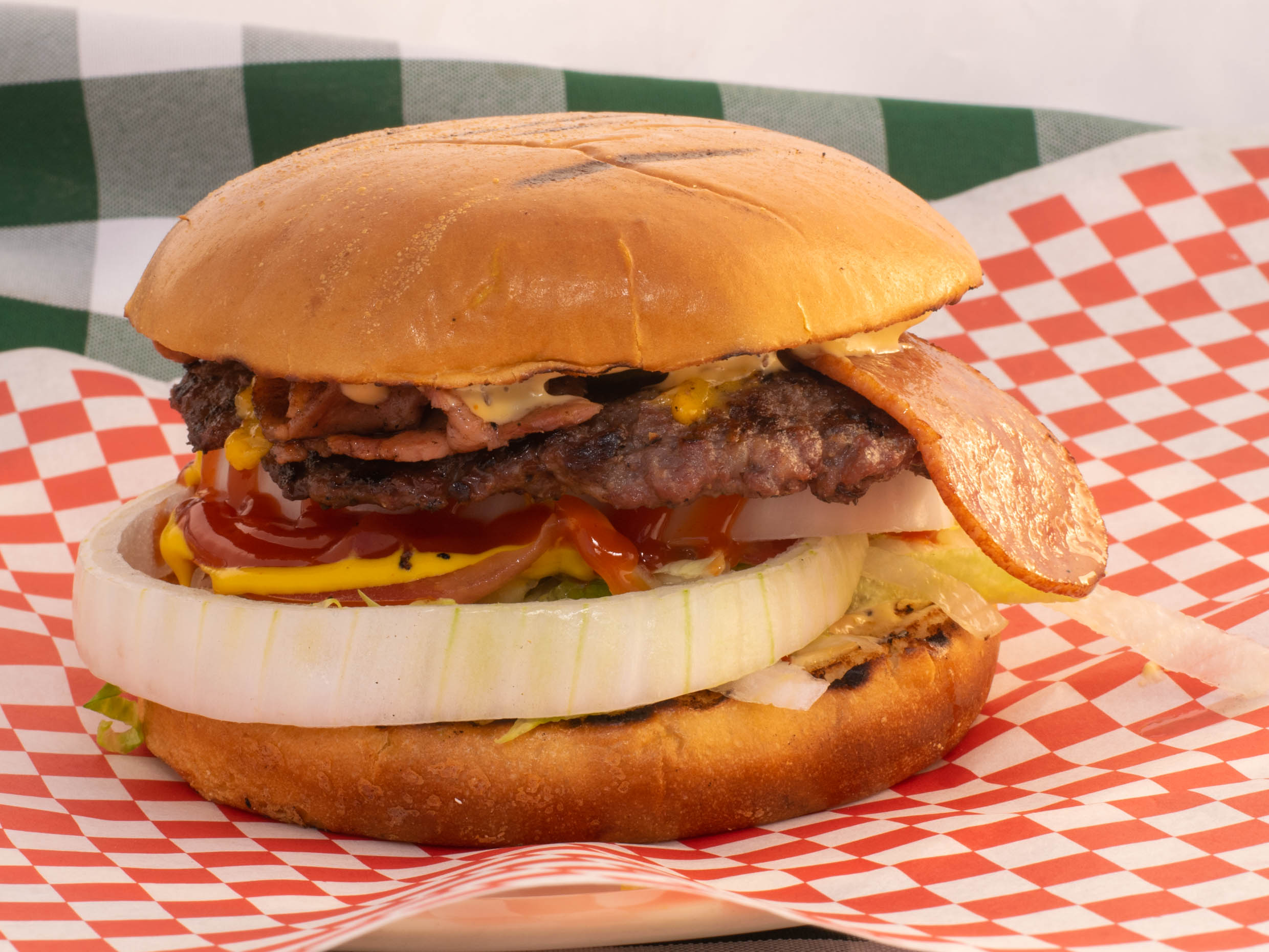 Tocino Burger con papas