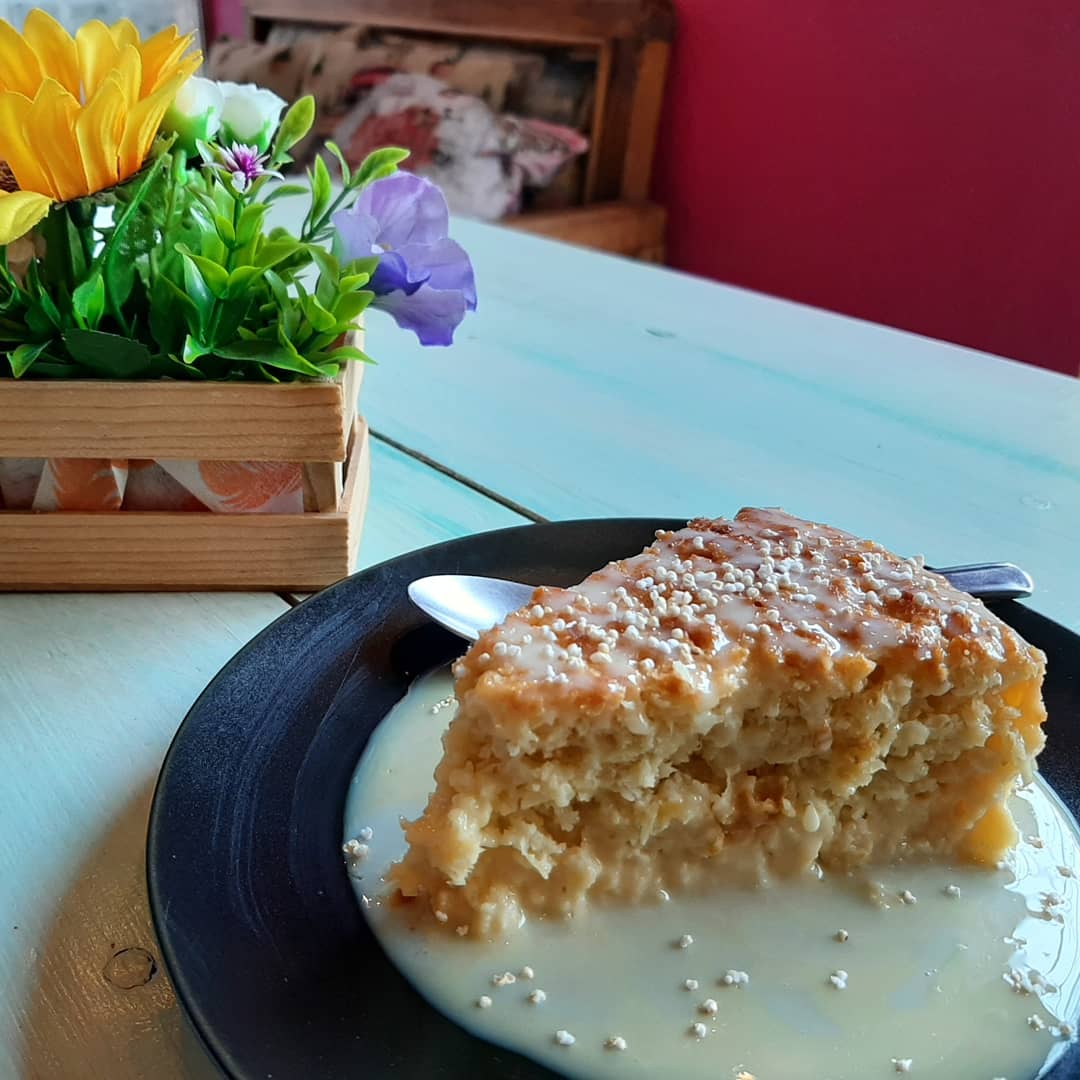 Rebanada de Flan de Elote.