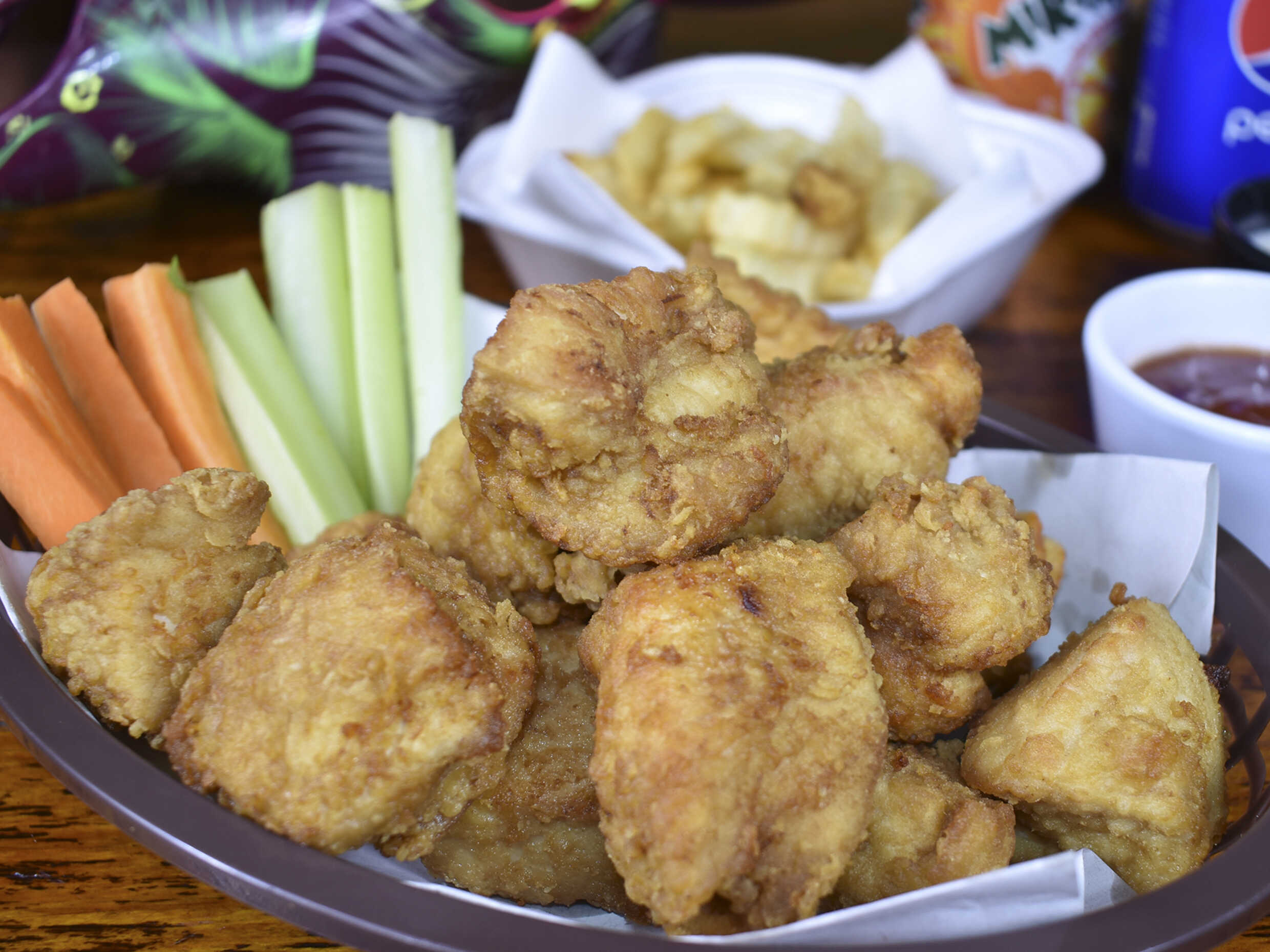 Combo 25 Boneles+2 Papas+2 Refrescos+2 Aderezos