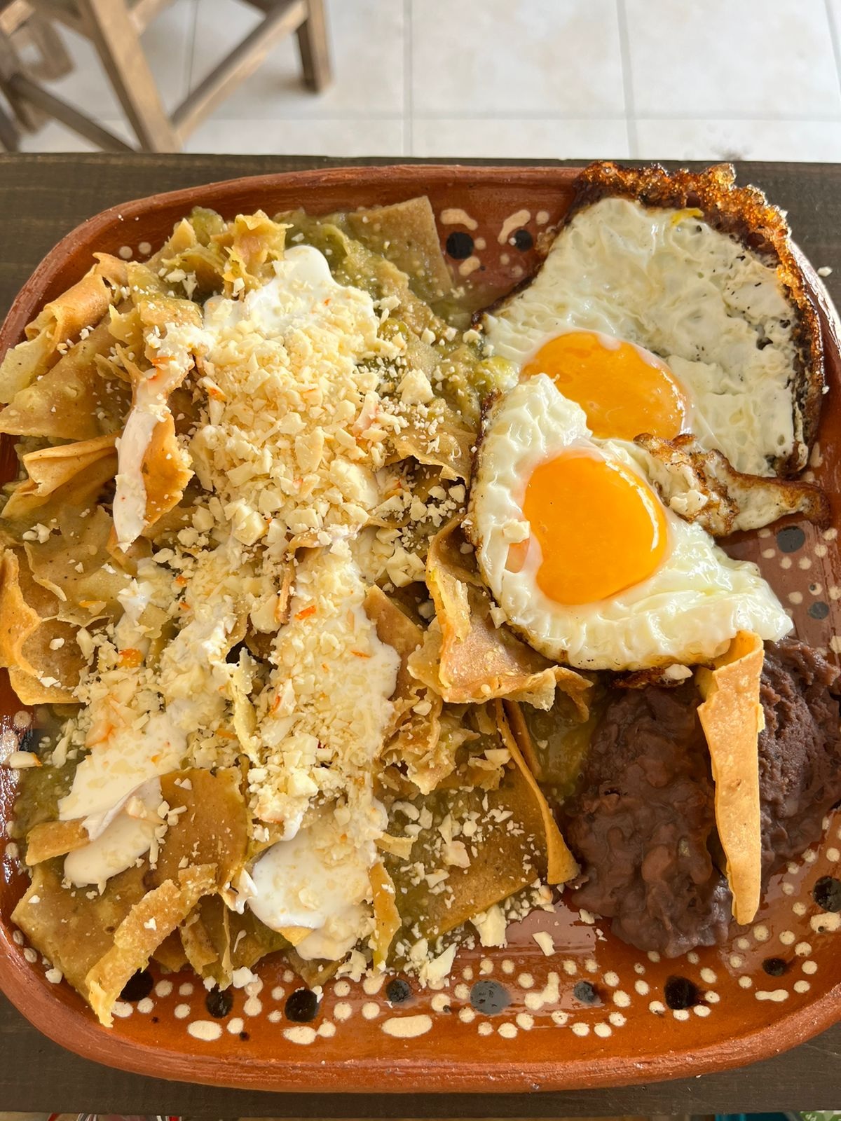 Chilaquiles Verdes con Huevo (2pz)