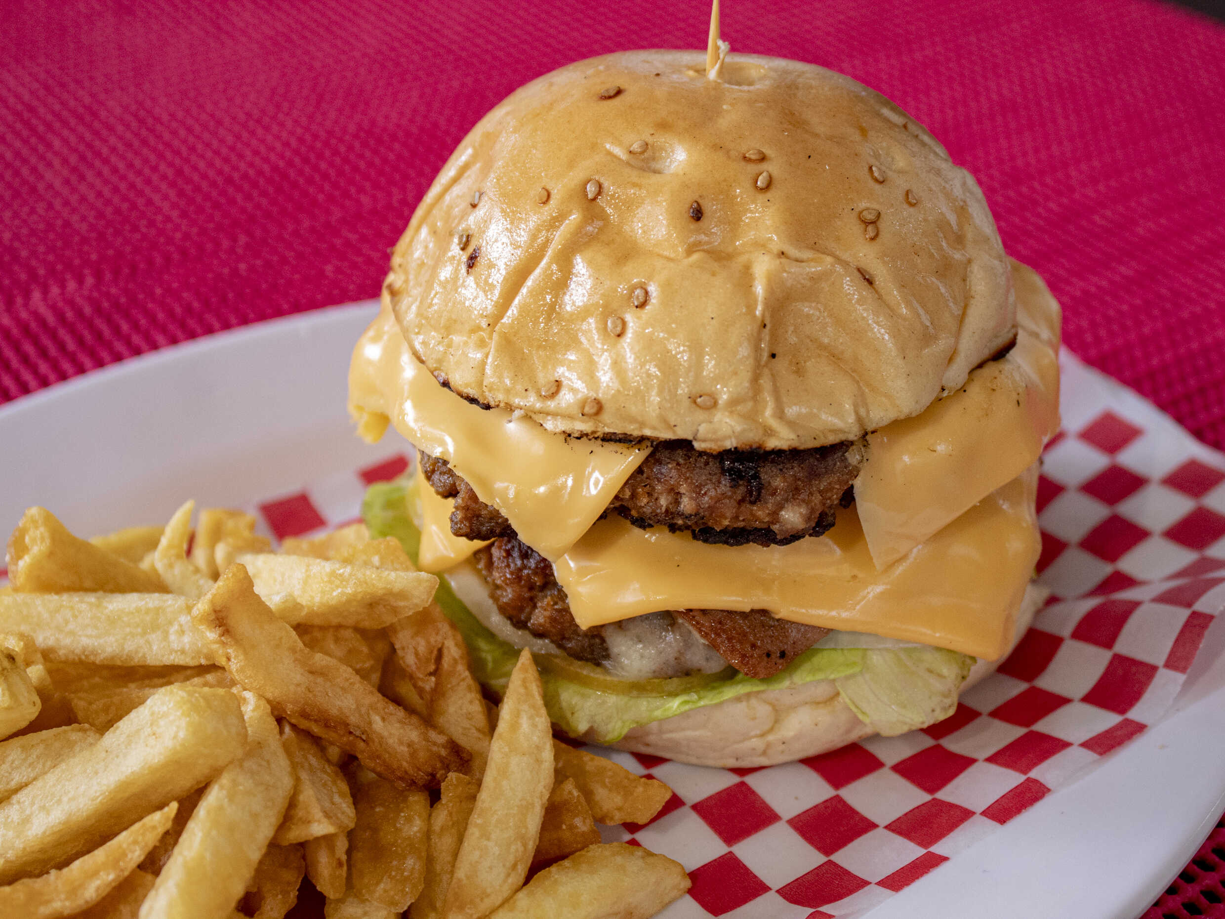 Combo - Hamburguesa Doble Carne + Papas Fritas