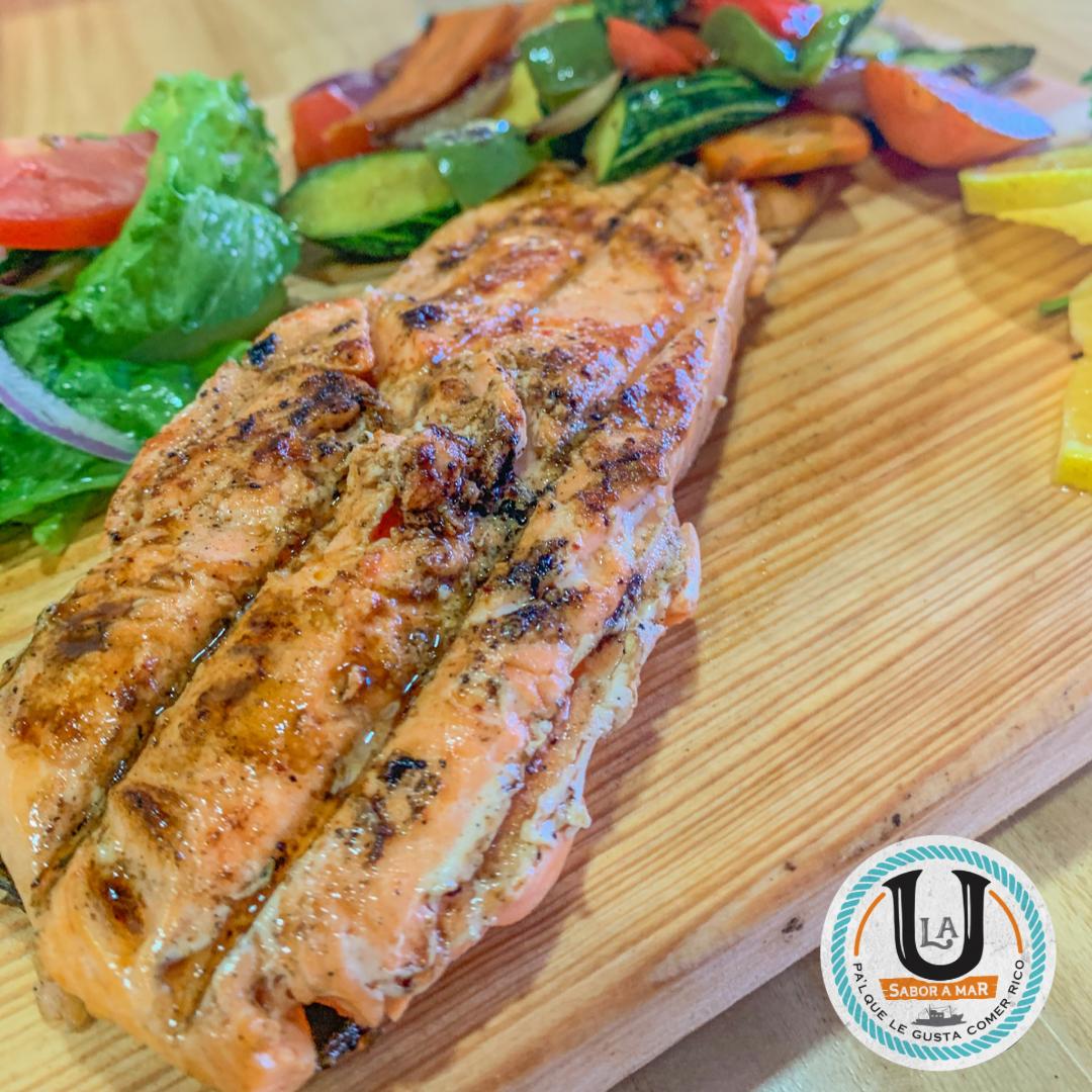 Salmon Zarandeado