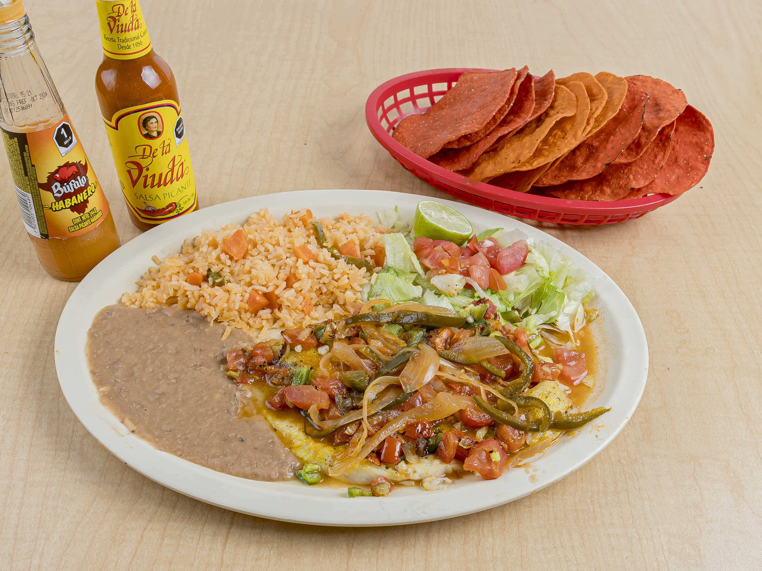Filete de Pescado a la Mexicana