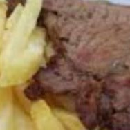 Delicia De Mignon Grelhado Acompanhado Com Arroz,Feijão Farofa E Fritas(Feijão Vai Separado)