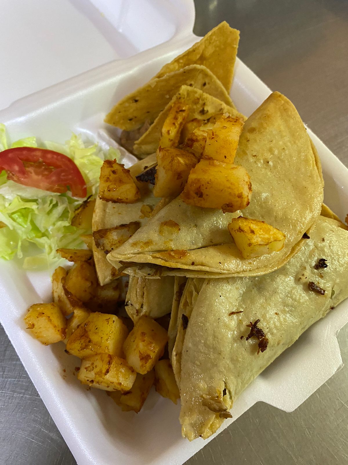 Tacos de Deshebrada.