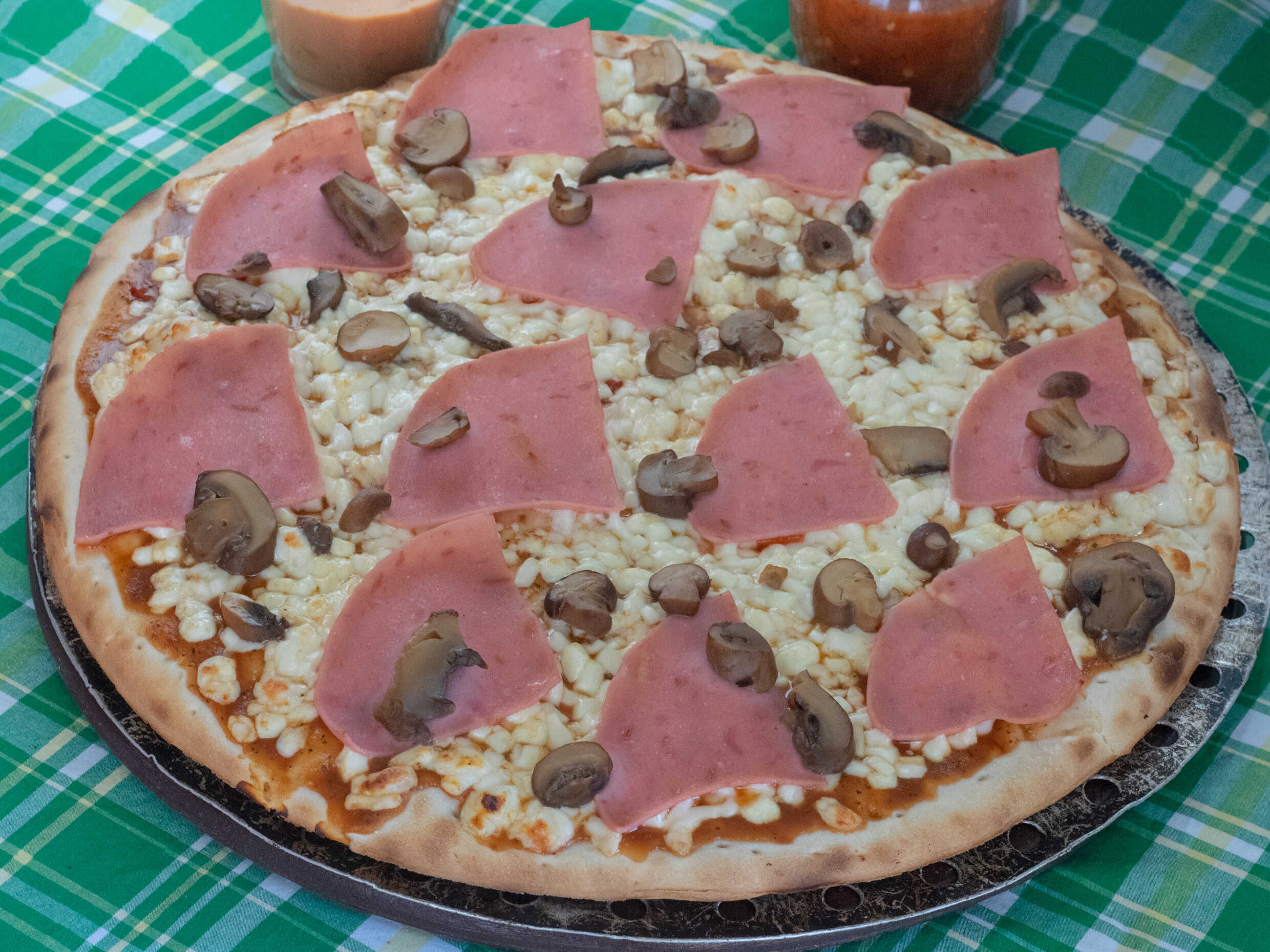 Pizza Familar Jamon Champiñon