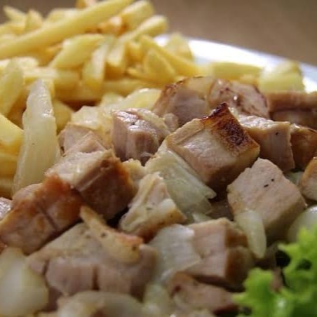 Delicioso copa lombo + batata .frita Serve 2 pessoas.