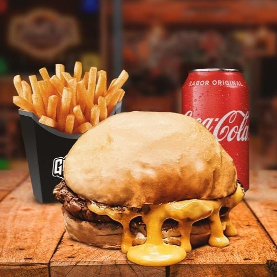 Pão, Blend de 100g Prensado na chapa com aquela crostinha e o nosso cheddar cremoso artesanal.