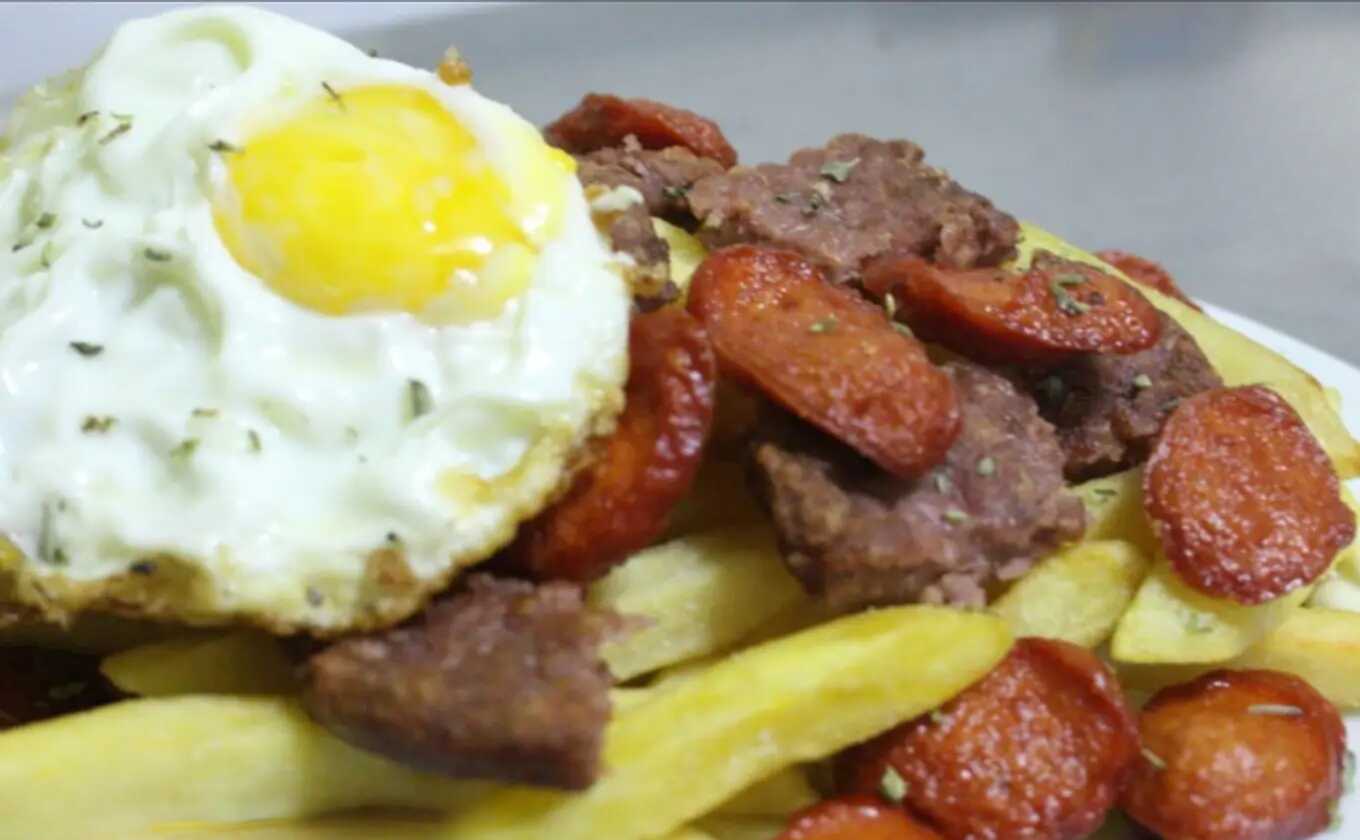 Salchi Burger