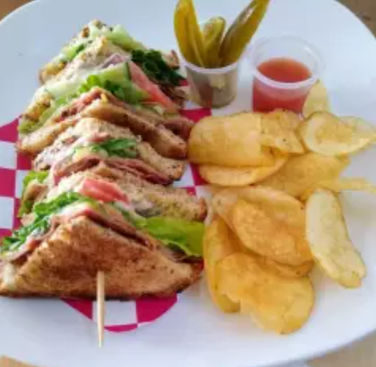 Combo-Sándwich BROCHETA + Papas Fritas