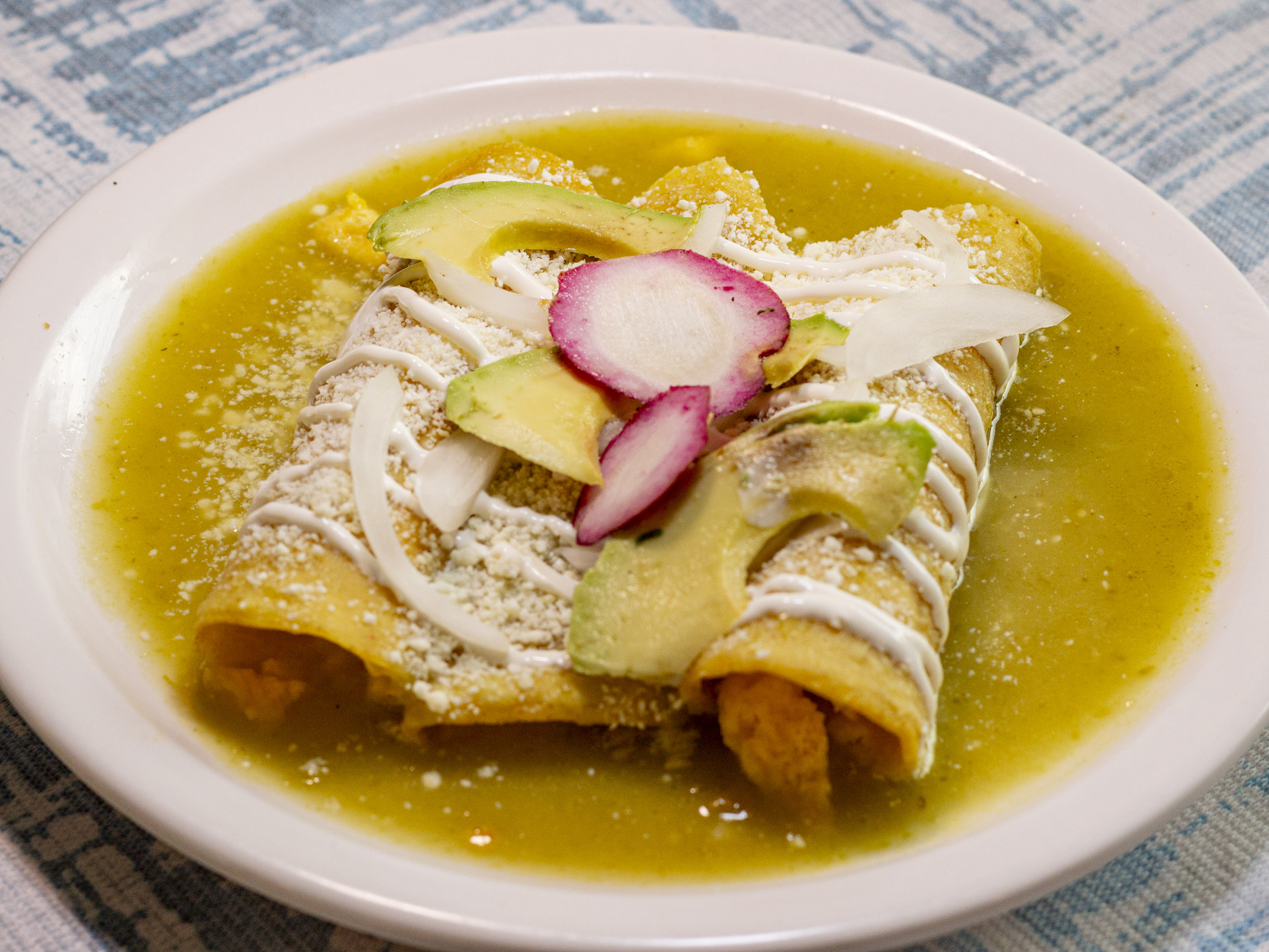 Enchiladas Verdes Rellenas de Huevo (3Pzas)