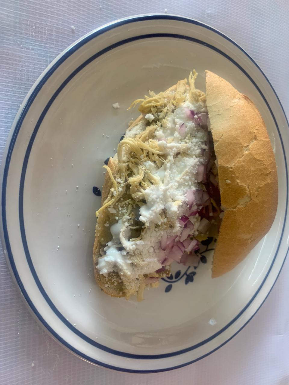 Torta de Chilaquiles
