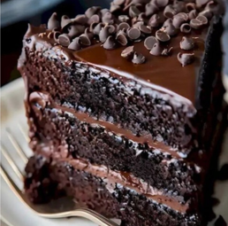 Porción Torta Húmeda de Chocolate