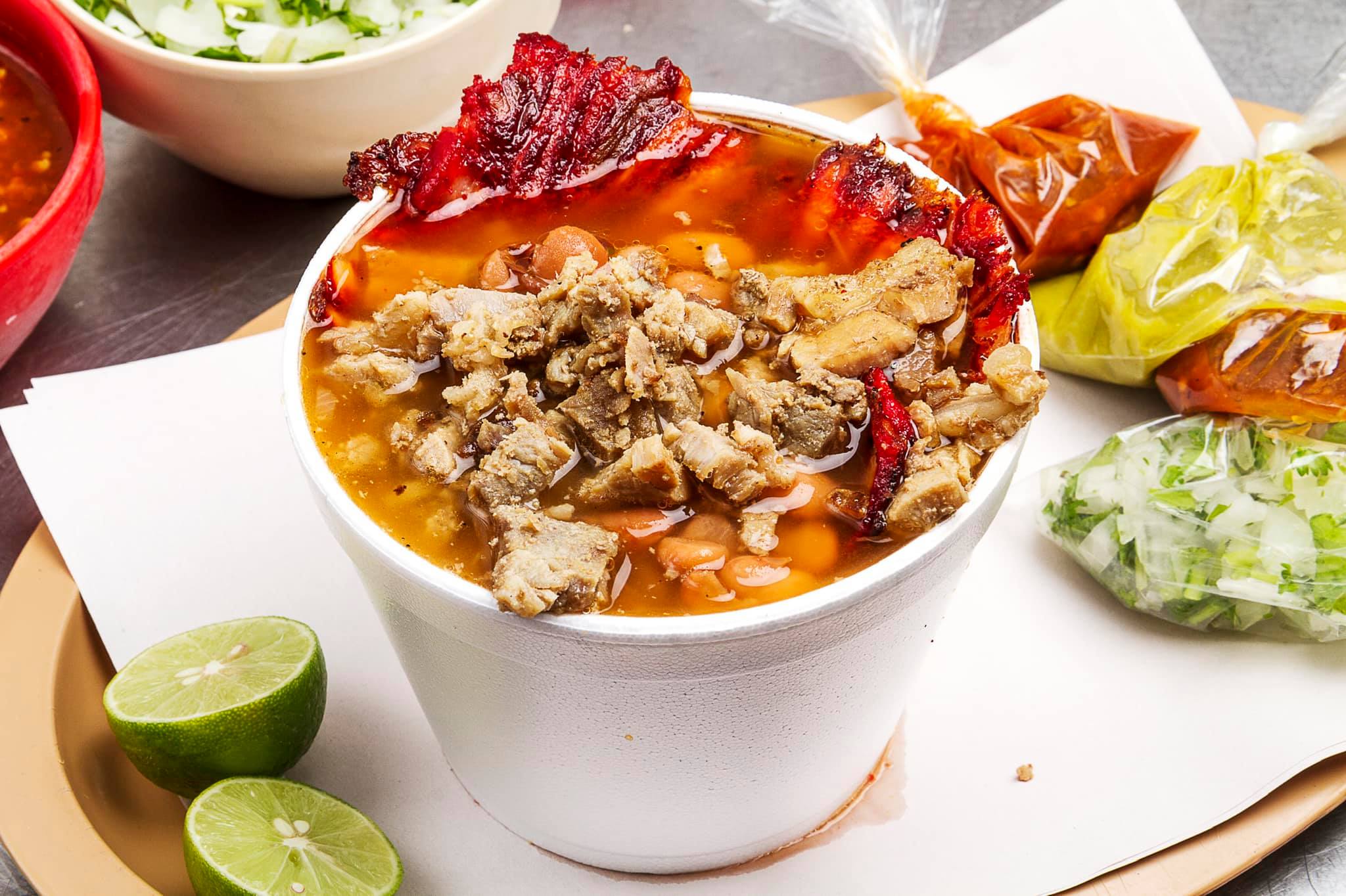 Frijoles 1/2 con Trompo